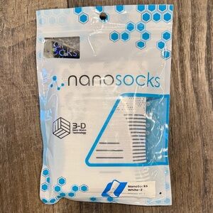 Nano White Athletic Socks with 3D Technology